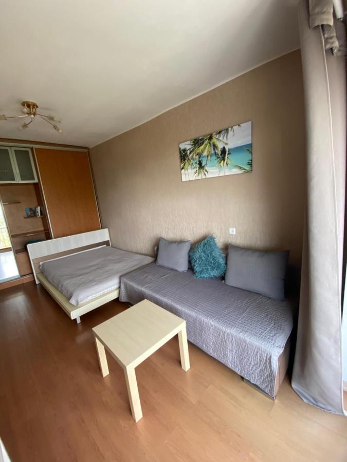 On Chernomorskaya 2a Apartament Odessa